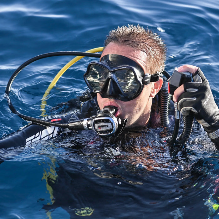 Diving regulator Mares Ultra 62X