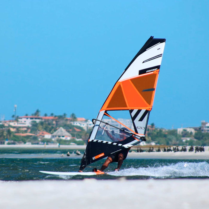 Tabla de Windsurf Trigger Ltd Pro Line 219x63cm 101l RRD 26TR101L