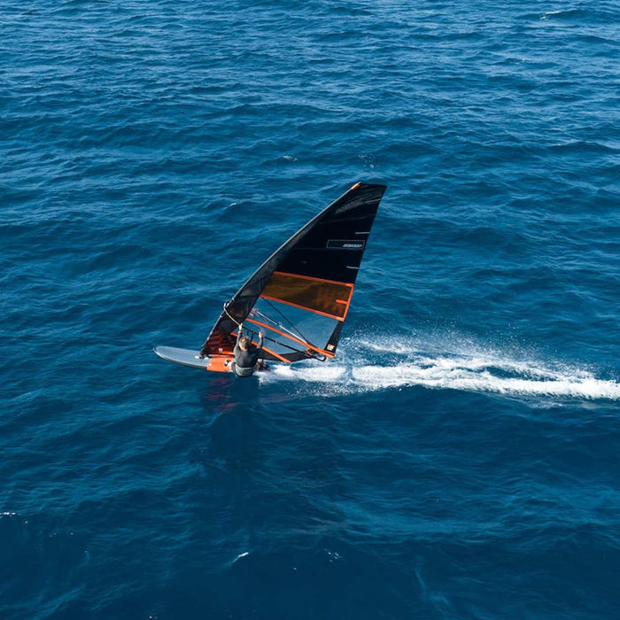 Vela de Windsurf X-Wing Negra Y28 Tamaño 7.0 RRD 28XW_BL_70