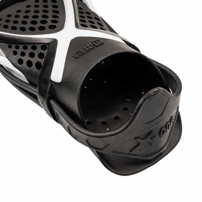 Set de snorkel X-One Marea Blanco-Negro M-L Mares 410794TBWHKML