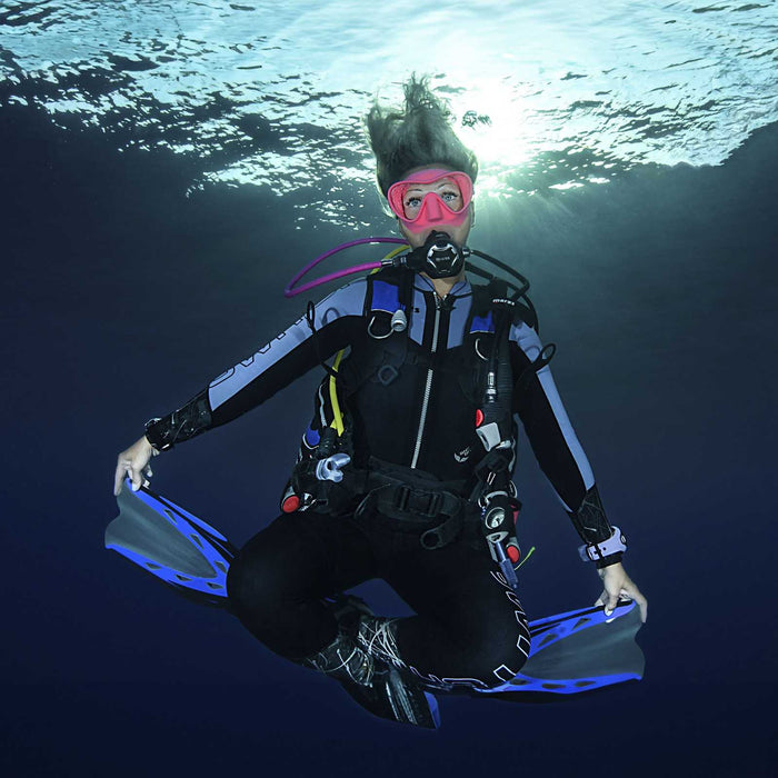 Full Wetsuit Switch Woman 2,5mm Black-Lilac Size 3-M Mares 412429S3