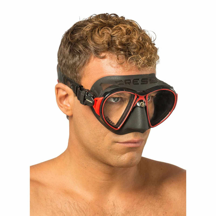 Maschera da Immersione in Silicone Zeus Rosso Scuro Cressi DS475058