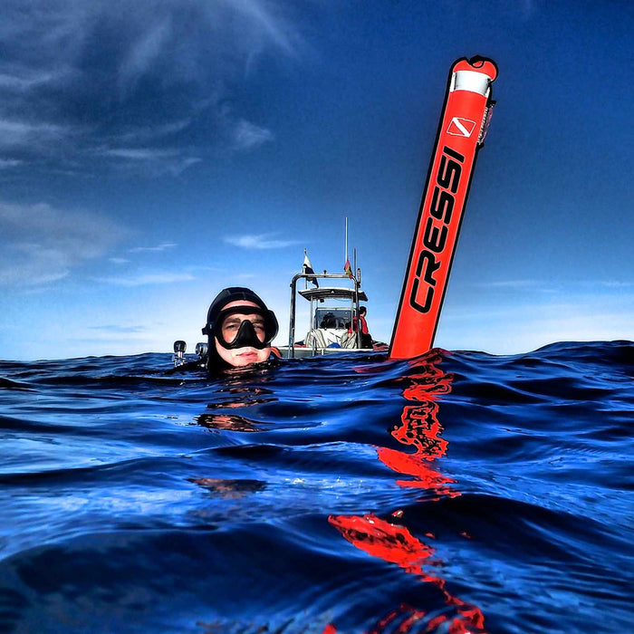 Marker Buoy Pro Hd Red 120x15cm Cressi BTA611905